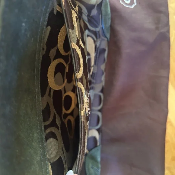 Coach Chelsea Optic Signature Logo Satchel 7035 - Picture 4 of 11